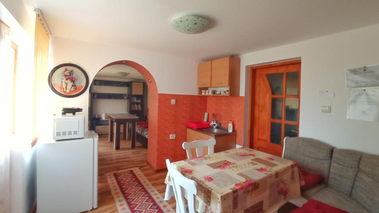 Bed and Breakfast Casa La Agapia Esterno foto